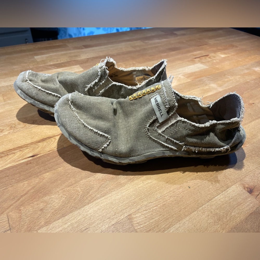 Mens Merrell size 10